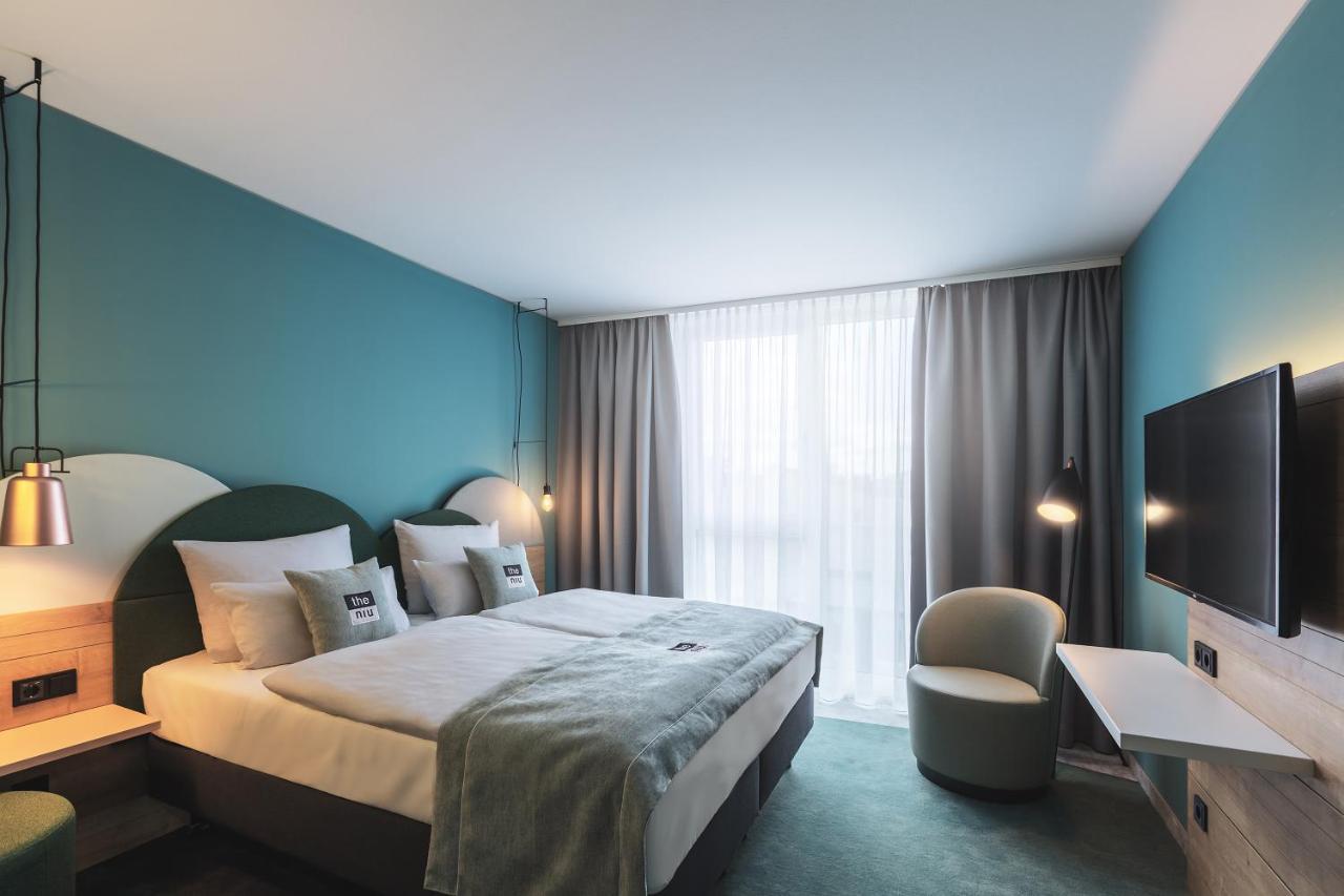 - The Niu, Cure By Ihg Hotel 3*